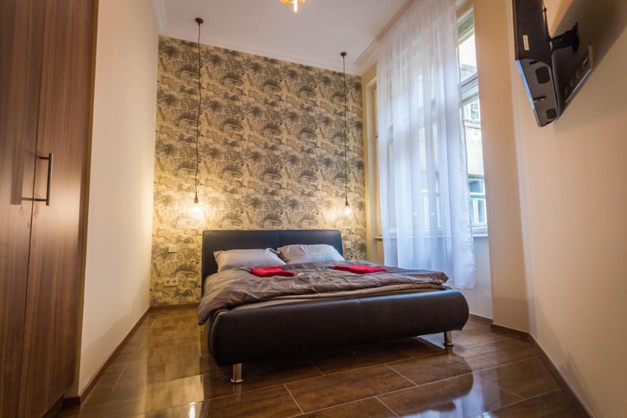 Elegant Fashionstreet Apartment Budapest Extérieur photo